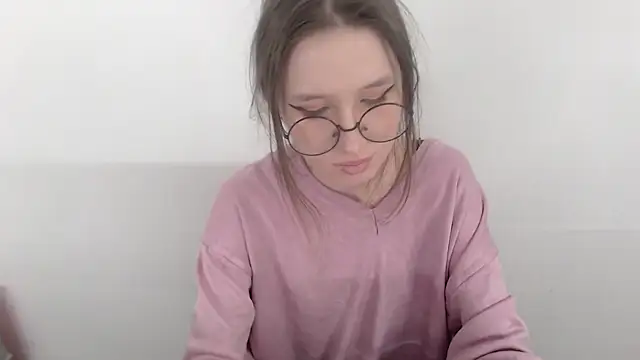  Hanna Moon  online show from 04.15.26