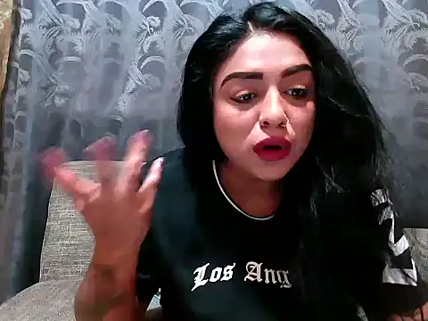 indianishkq7 online show from 02.01.25