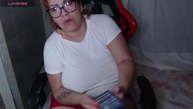 Snapshot of AyantiPonz79 chatting on 03.05.25 AyantiPonz79 online show from 03.05.25