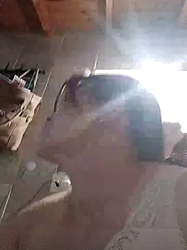 Snapshot of AyantiPonz79 chatting on 11.12.25 AyantiPonz79 online show from 11.12.25