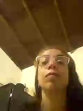 Snapshot of mari657 chatting on 02.25.25 mari657 online show from 02.25.25