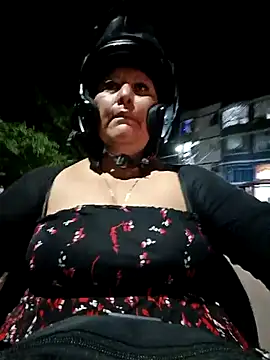 Snapshot of Brenda_Berck_ chatting on 11.09.25 Brenda Berck online show from 11.09.25