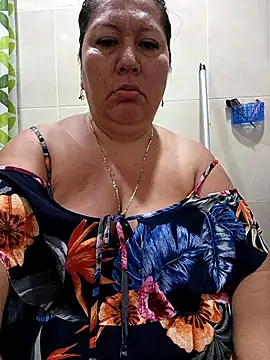 Snapshot of Brenda_Berck_ chatting on 11.17.25 Brenda Berck online show from 11.17.25