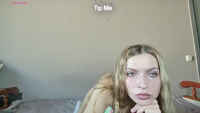 JuiliOnesunray online show from 11.01.25