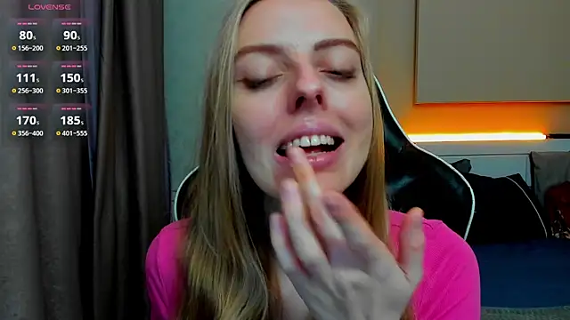 Snapshot of Jam_cream chatting on 10.24.25 Jam cream online show from 10.24.25