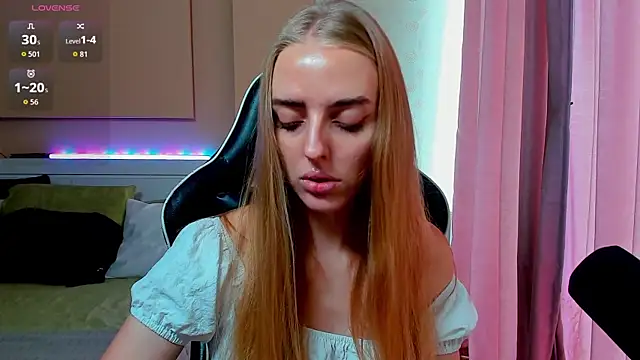 Snapshot of Jam_cream chatting on 11.04.25 Jam cream online show from 11.04.25