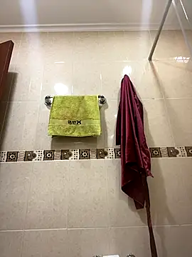 Fancyxlove online show from 10.23.25