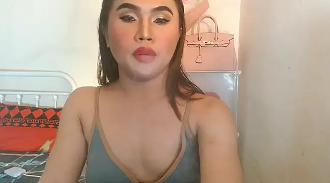 Snapshot of JustineBIGCUM chatting on 02.07.25 JustineBIGCUM online show from 02.07.25