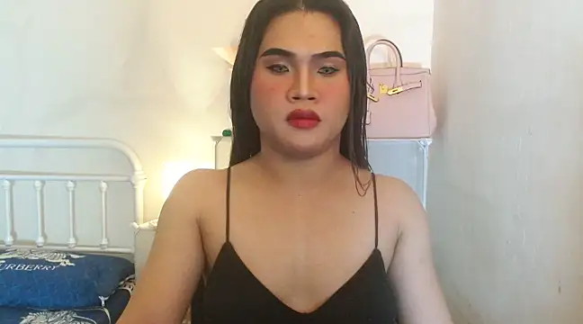 Snapshot of JustineBIGCUM chatting on 03.07.25 JustineBIGCUM online show from 03.07.25