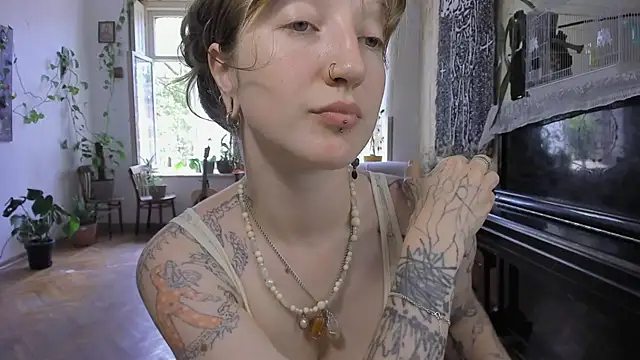 Miranda2 0 online show from 07.04.26