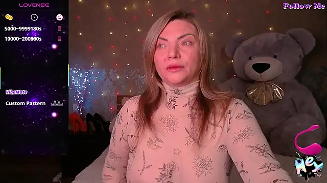 Snapshot of KristiOwen chatting on 02.04.26 KristiOwen online show from 02.04.26