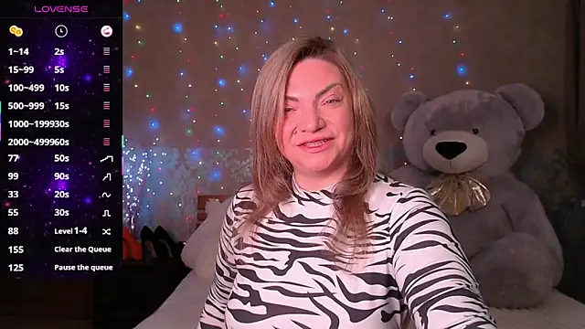 Snapshot of KristiOwen chatting on 02.05.26 KristiOwen online show from 02.05.26