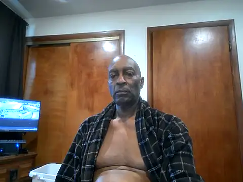 Snapshot of longdick4you8686 chatting on 02.08.25 longdick4you8686 online show from 02.08.25