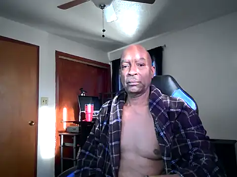 Snapshot of longdick4you8686 chatting on 02.25.25 longdick4you8686 online show from 02.25.25