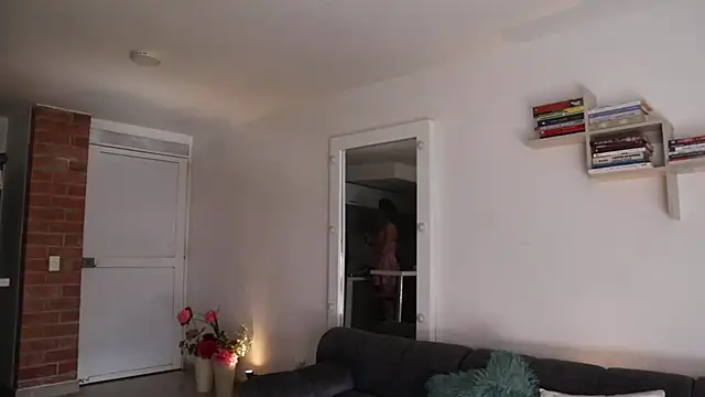  Vahos  online show from 11.20.25