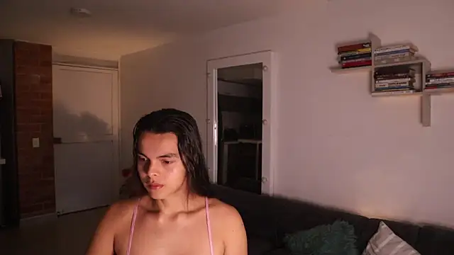  Vahos  online show from 01.15.26