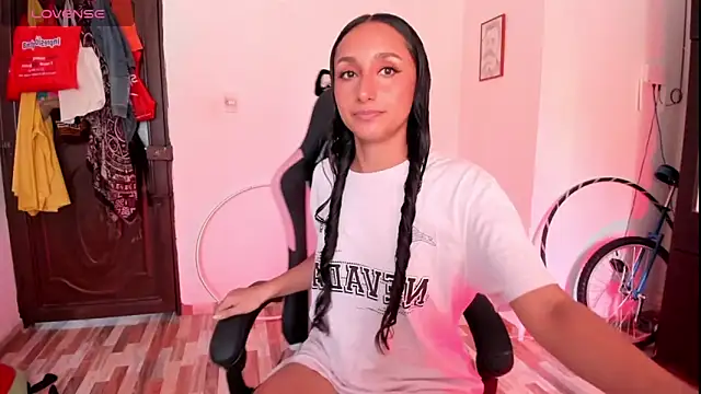 adrena 10 online show from 04.18.26