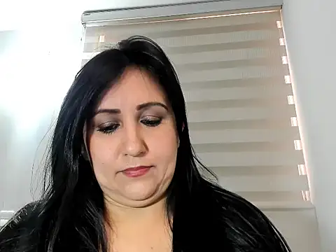 Snapshot of foxy-porn1 chatting on 09.11.25 foxy-porn1 online show from 09.11.25