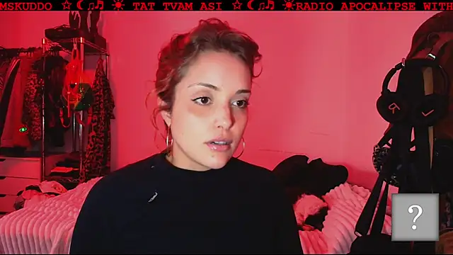 Snapshot of mskuddo chatting on 09.24.25 mskuddo online show from 09.24.25