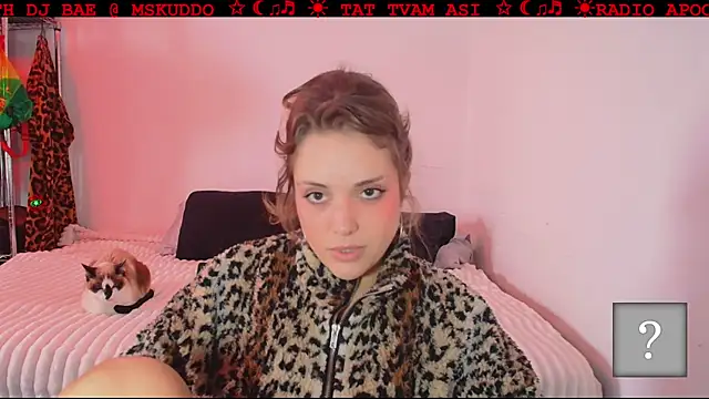 Snapshot of mskuddo chatting on 09.25.25 mskuddo online show from 09.25.25