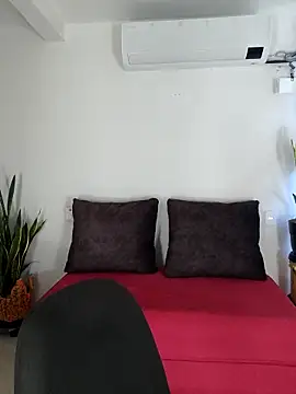 YOURSDEBORA online show from 11.29.25