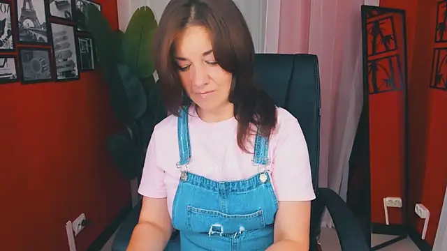 AnaMills online show from 09.11.25