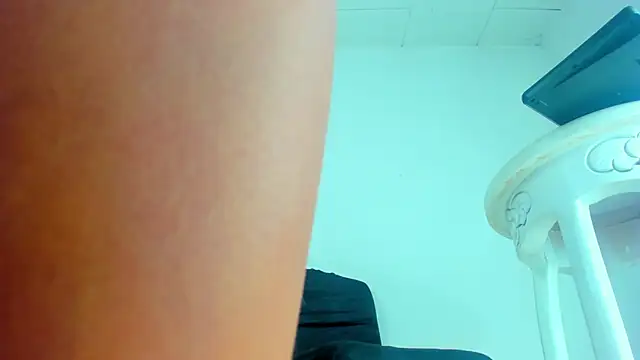 Snapshot of SEXYBABYGIRLTS chatting on 01.19.25 SEXYBABYGIRLTS online show from 01.19.25