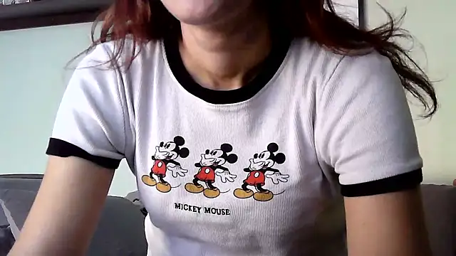 Snapshot of Katesweetkate chatting on 10.21.25 Katesweetkate online show from 10.21.25