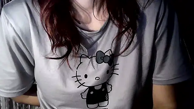 Snapshot of Katesweetkate chatting on 11.11.25 Katesweetkate online show from 11.11.25