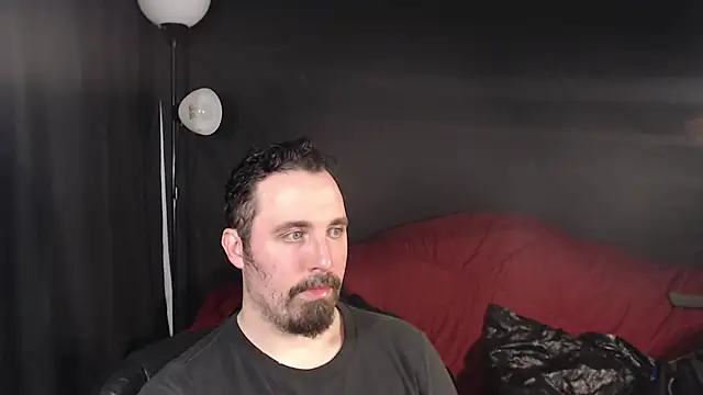 Snapshot of Metalstud chatting on 02.07.25 Metalstud online show from 02.07.25