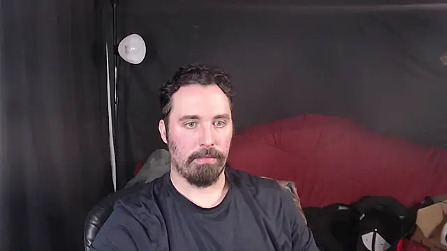Snapshot of Metalstud chatting on 02.18.25 Metalstud online show from 02.18.25