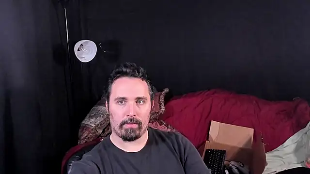 Metalstud online show from 11.25.25