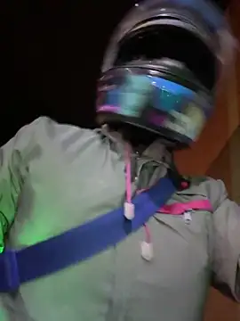 vaneelee online show from 11.16.25