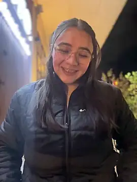 vaneelee online show from 04.11.26