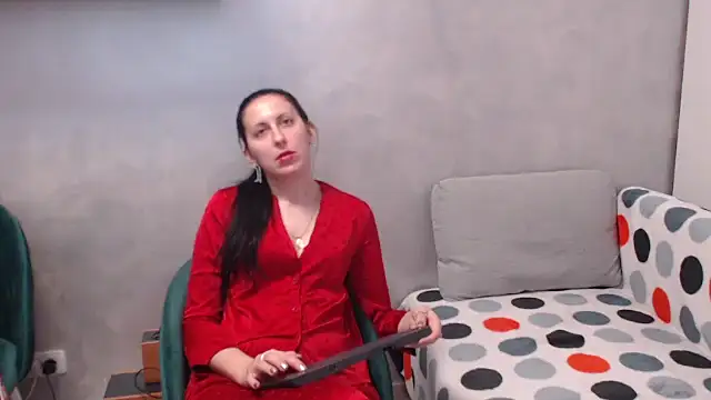 lolyforyou online show from 01.04.25