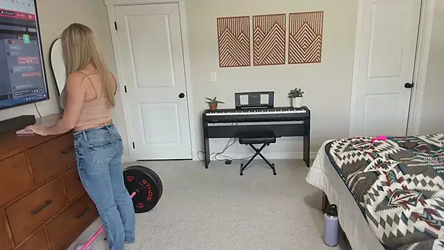 Snapshot of xxyourgirlblair chatting on 11.10.25 xxyourgirlblair online show from 11.10.25