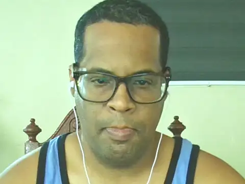 Snapshot of thesugar32 chatting on 04.28.26 thesugar32 online show from 04.28.26