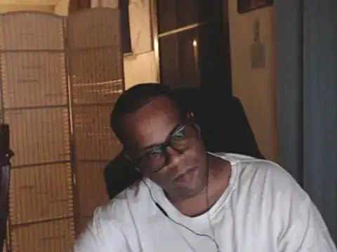 Snapshot of thesugar32 chatting on 05.12.26 thesugar32 online show from 05.12.26