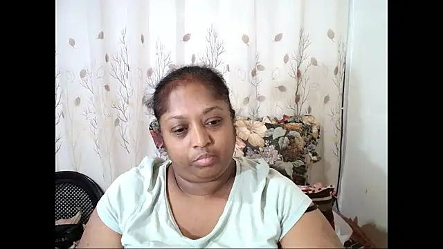 Snapshot of Indiantasha chatting on 02.16.26 Indiantasha online show from 02.16.26