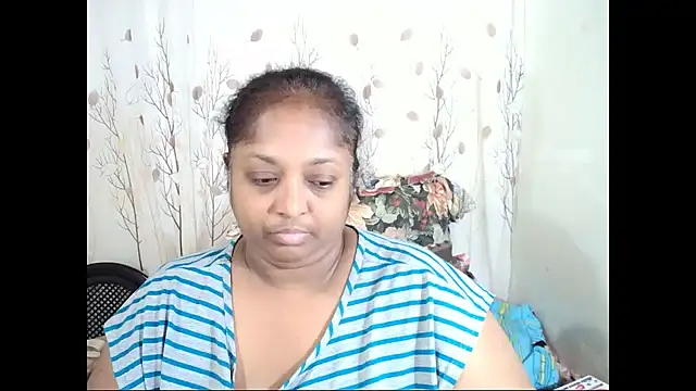 Snapshot of Indiantasha chatting on 02.21.26 Indiantasha online show from 02.21.26