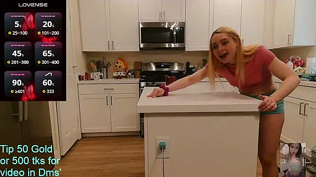Blondiewithanass online show from 06.24.26