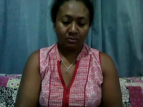 Snapshot of sexyladii chatting on 05.14.26 sexyladii online show from 05.14.26