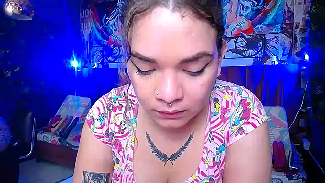 Snapshot of ShantalBlonde chatting on 02.01.25 ShantalBlonde online show from 02.01.25