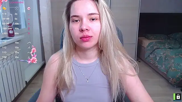 Lana  Nova online show from 12.05.25