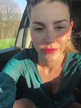 nicole 98 online show from 03.04.25