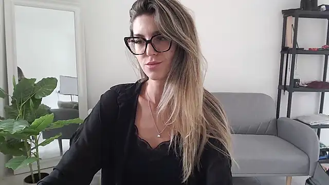 nicole 98 online show from 11.19.25