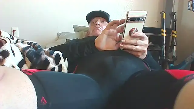 Snapshot of timothygonterman chatting on 03.10.25 timothygonterman online show from 03.10.25