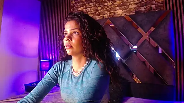 ximena diaz online show from 02.28.25