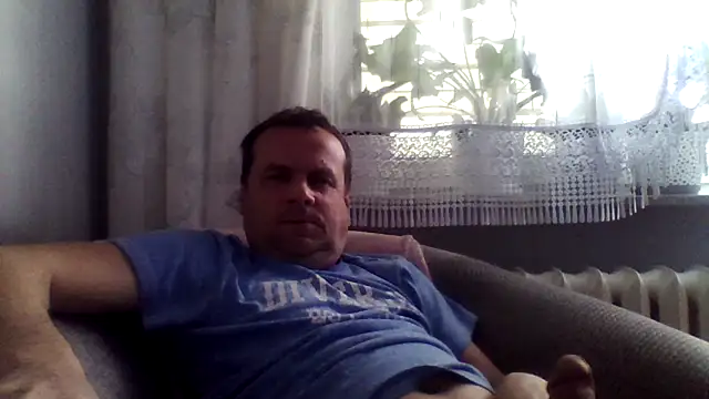 grzes19763 online show from 04.13.26