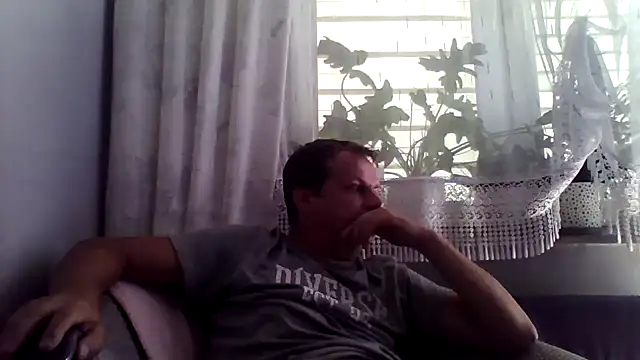 Snapshot of grzes19763 chatting on 07.18.26 grzes19763 online show from 07.18.26